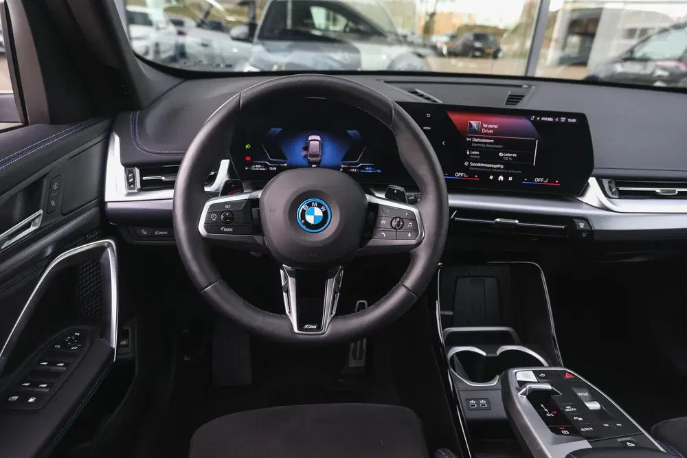 BMW X1 xDrive25e M Sport Automaat uit 2024, foto 3