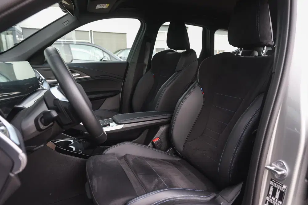 BMW X1 xDrive25e M Sport Automaat uit 2024, foto 9