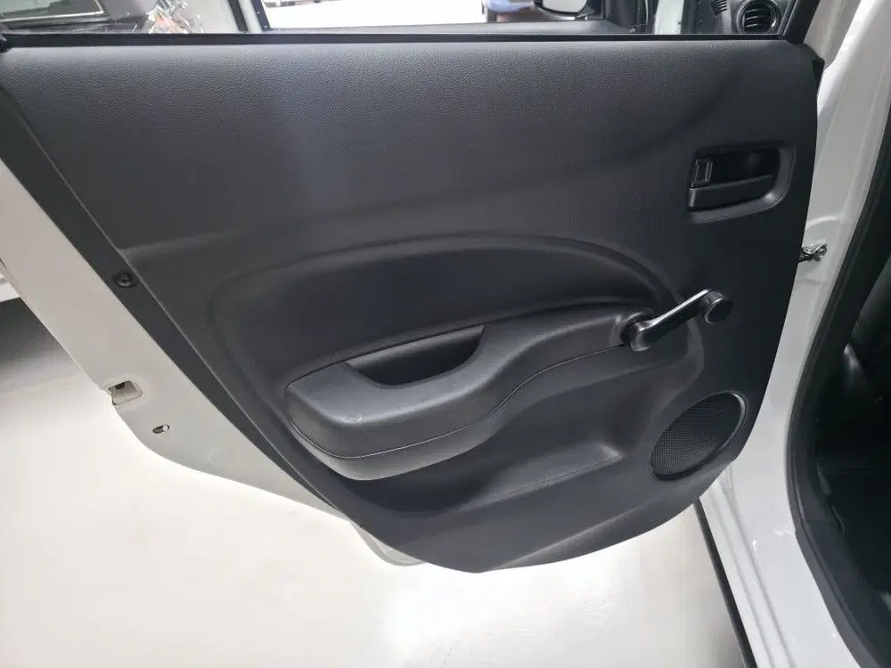 Mitsubishi Space Star 1.2 Connect+ uit 2022, foto 12