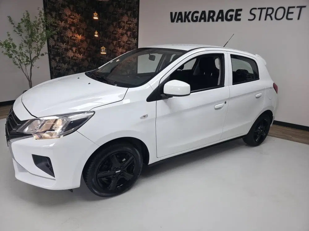 Mitsubishi Space Star 1.2 Connect+ uit 2022, foto 3