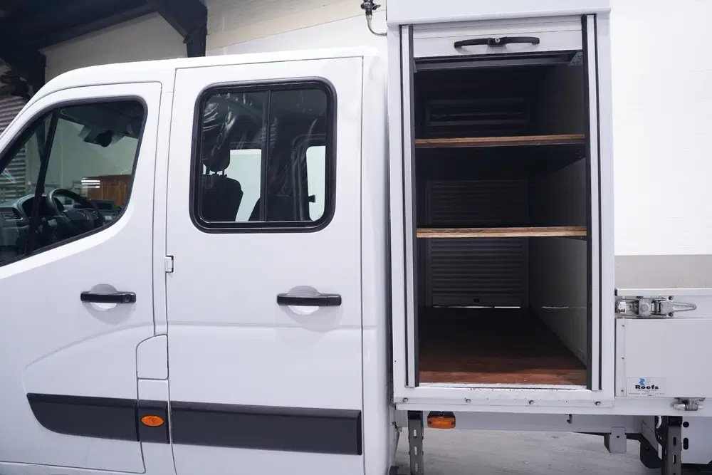 Renault Master 2.3 dCi 145 pk Pick Up uit 2020, foto 13