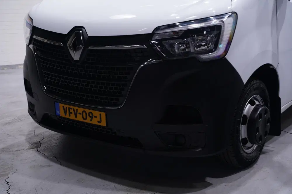 Renault Master 2.3 dCi 145 pk Pick Up uit 2020, foto 14