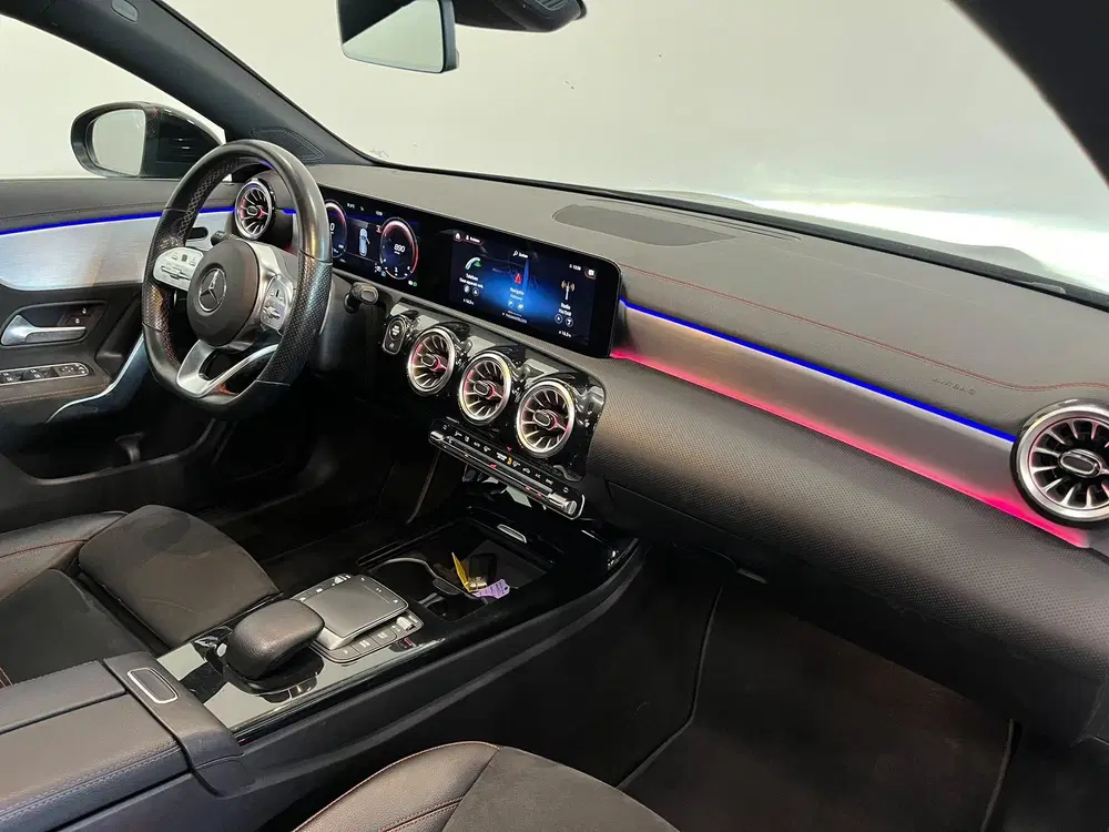 Mercedes-Benz CLA 180 Business Solutio uit 2022, foto 10