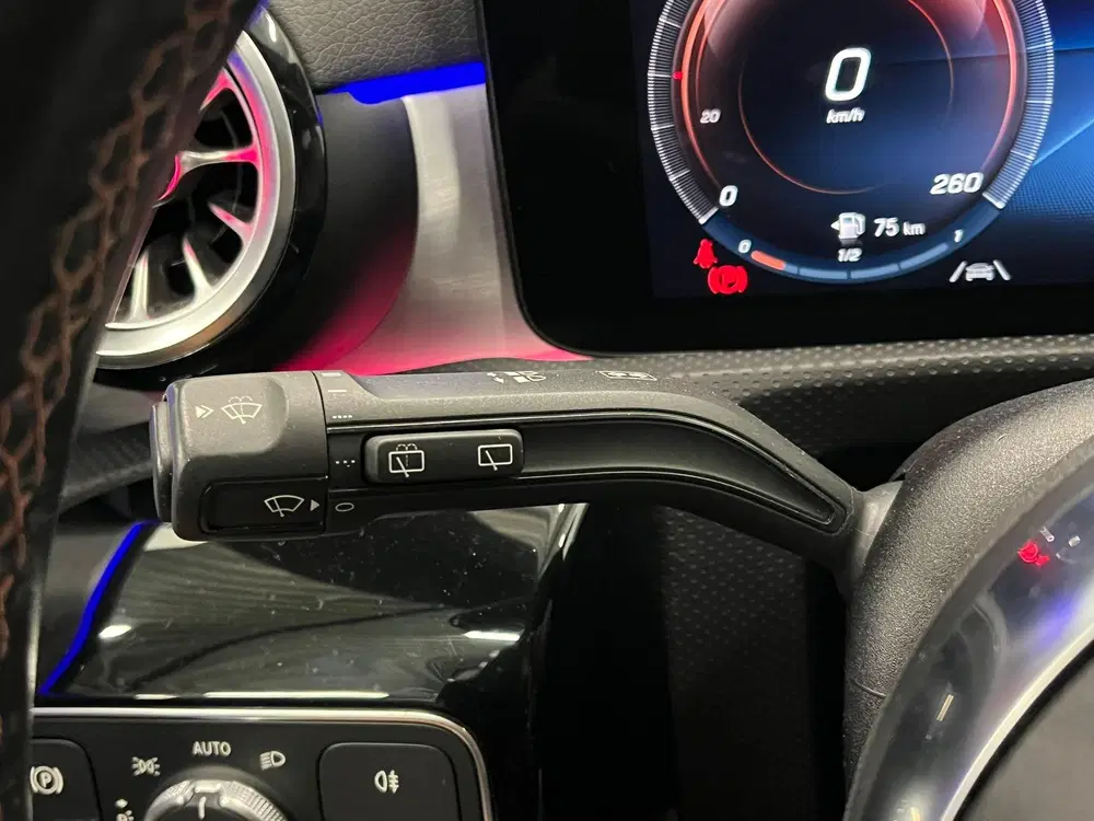 Mercedes-Benz CLA 180 Business Solutio uit 2022, foto 15