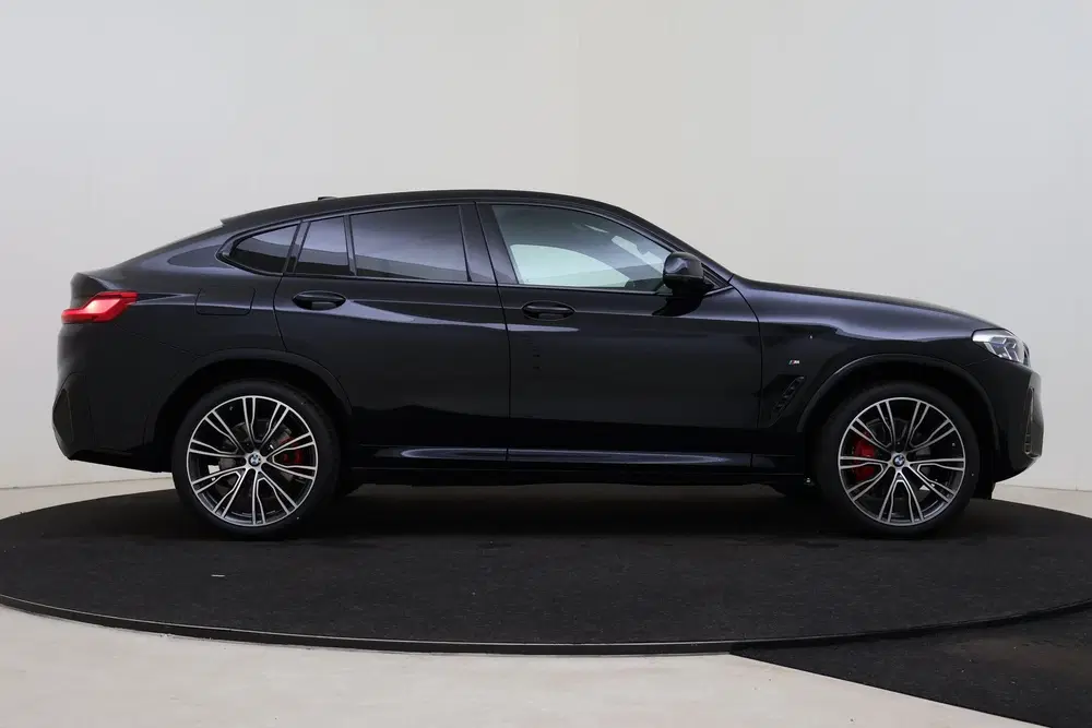 BMW X4 xDrive30i M Sport Automaat uit 2026, foto 7