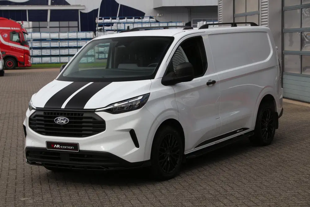 Ford Transit Custom 2.0 TDCI 136 uit 2024, foto 13