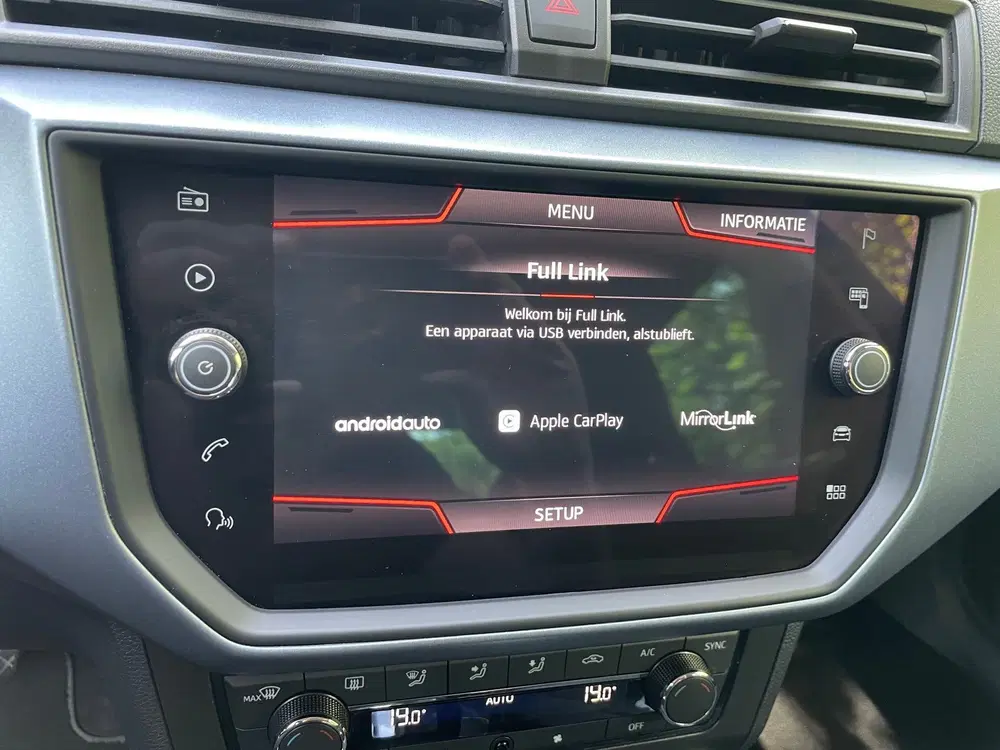 SEAT Arona 1.0 TSI uit 2019, foto 12