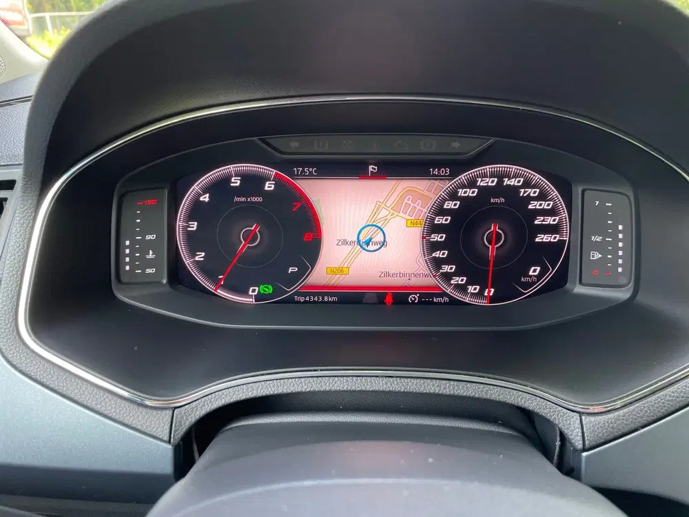 SEAT Arona 1.0 TSI uit 2019, foto 7
