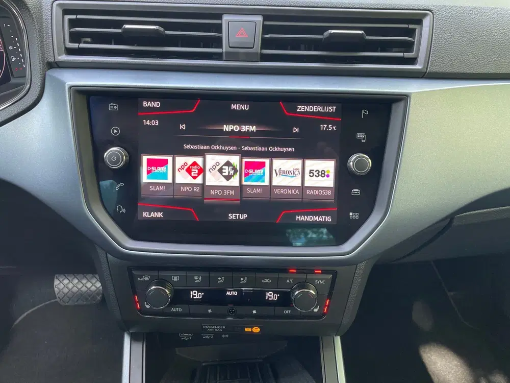 SEAT Arona 1.0 TSI uit 2019, foto 8