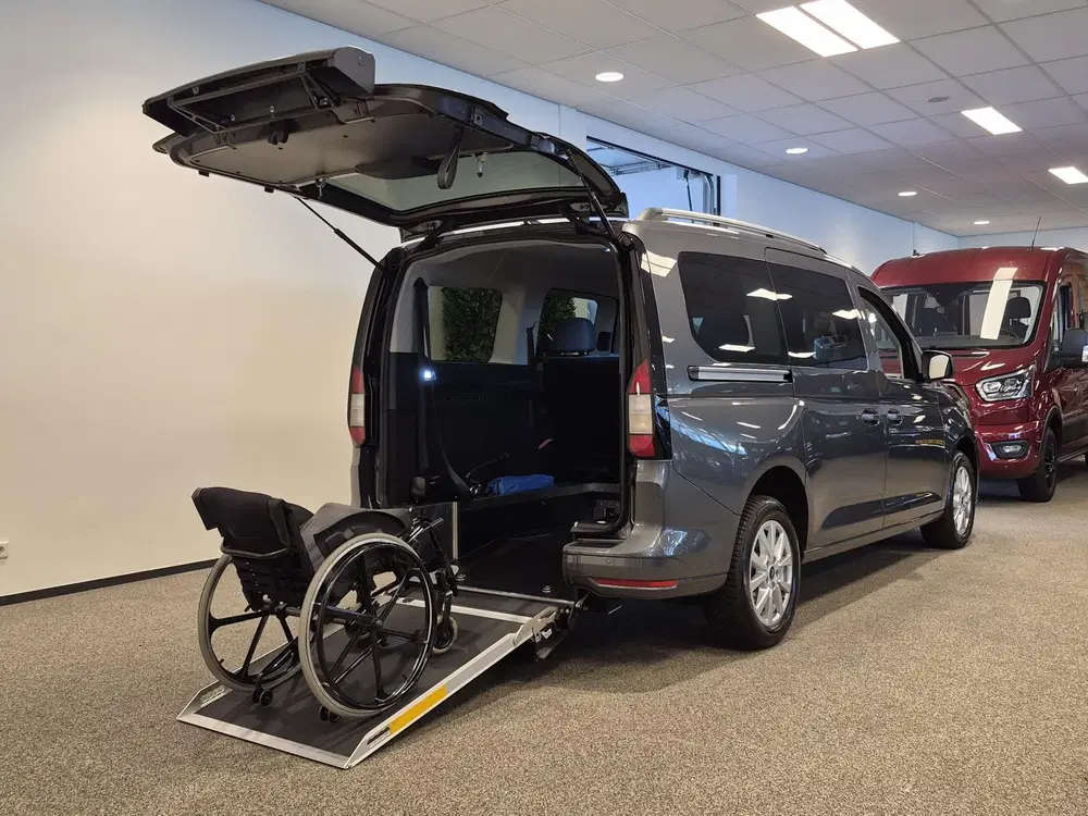 Ford Tourneo Connect L2 Rolstoelauto Automaat 5+1 uit 2024, foto 13