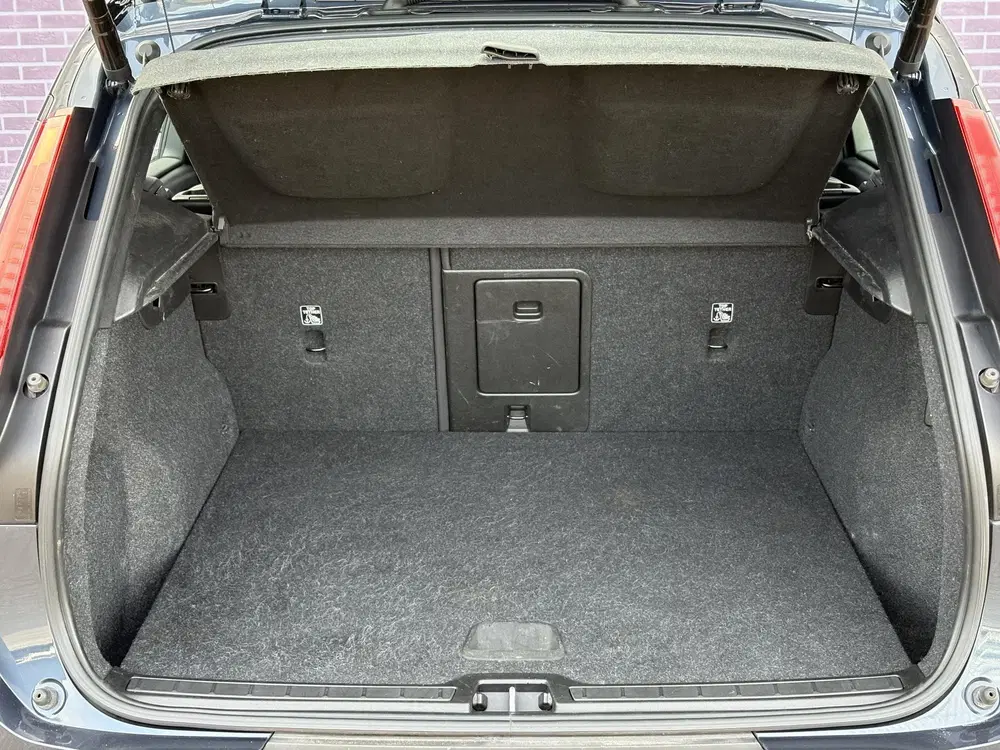 Volvo XC40 1.5 T4 Recharge R-Design uit 2022, foto 14