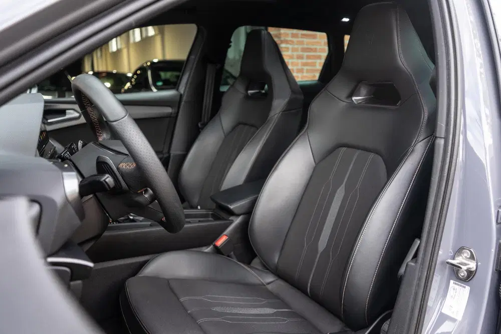 Cupra Leon 1.4 e-Hybrid VZ Copper Pano uit 2020, foto 10
