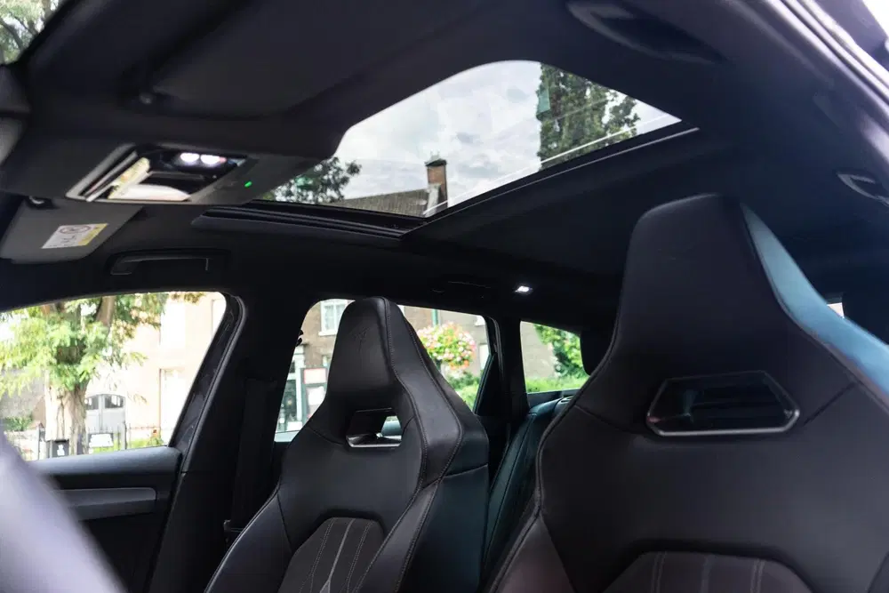 Cupra Leon 1.4 e-Hybrid VZ Copper Pano uit 2020, foto 13