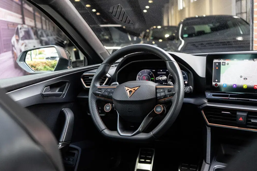 Cupra Leon 1.4 e-Hybrid VZ Copper Pano uit 2020, foto 14