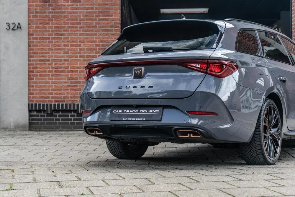 Cupra Leon 1.4 e-Hybrid VZ Copper Pano uit 2020, foto 6