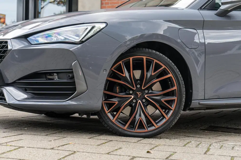 Cupra Leon 1.4 e-Hybrid VZ Copper Pano uit 2020, foto 7