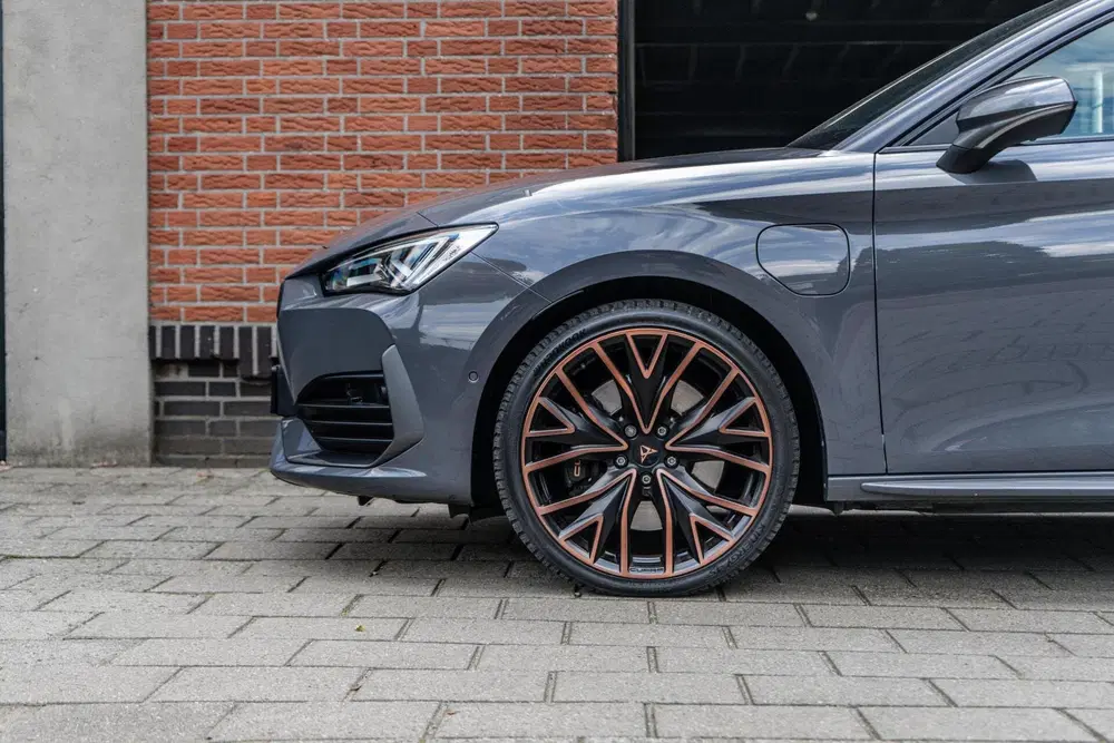 Cupra Leon 1.4 e-Hybrid VZ Copper Pano uit 2020, foto 9