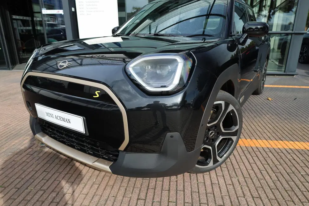 Mini Aceman SE Favoured Trim uit 2026, foto 7