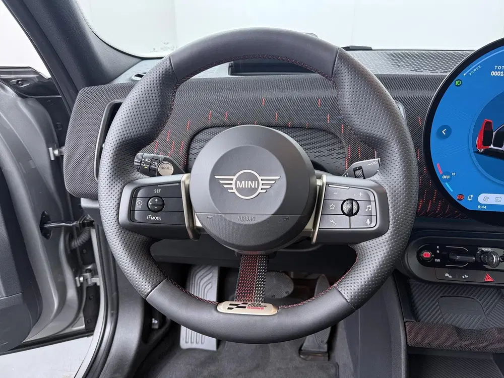 Mini Countryman E John Cooper Works uit 2026, foto 2