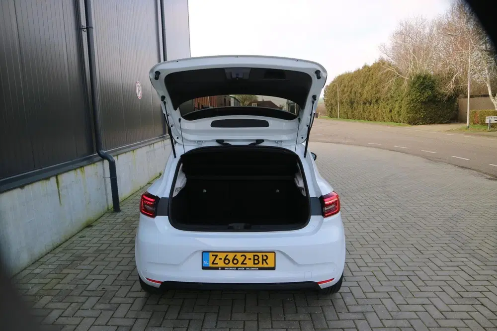 Renault Clio 1.6 E-Tech Full Hybrid 145 evolution uit 2023, foto 10