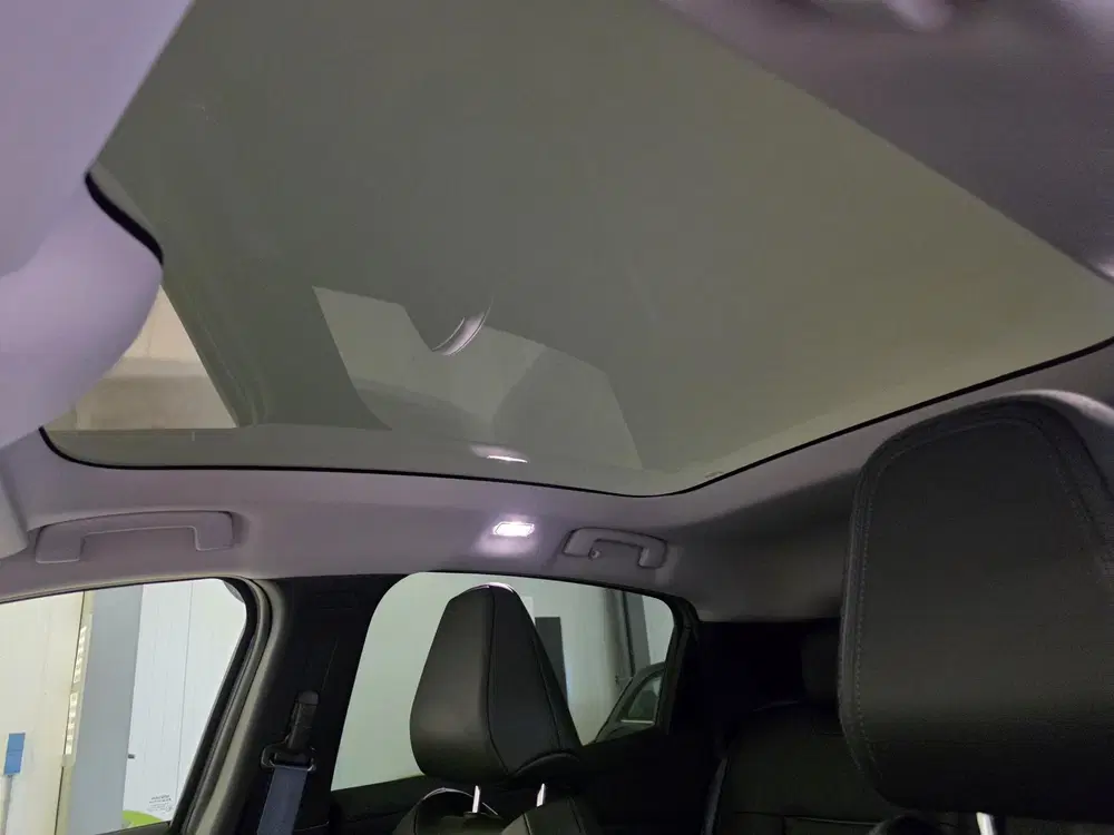 Nissan Leaf Evolve 52 kWh uit 2026, foto 15