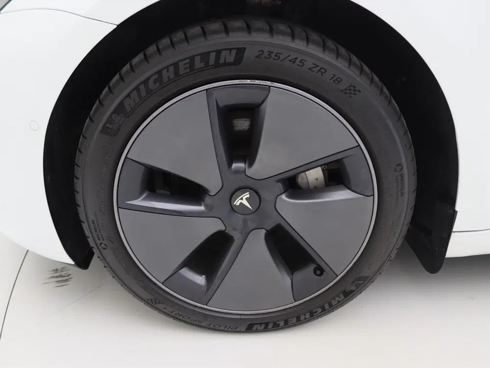 Tesla Model 3 Standard RWD Plus 91.5% SoH FACELIFT [ AMD uit 2022, foto 11