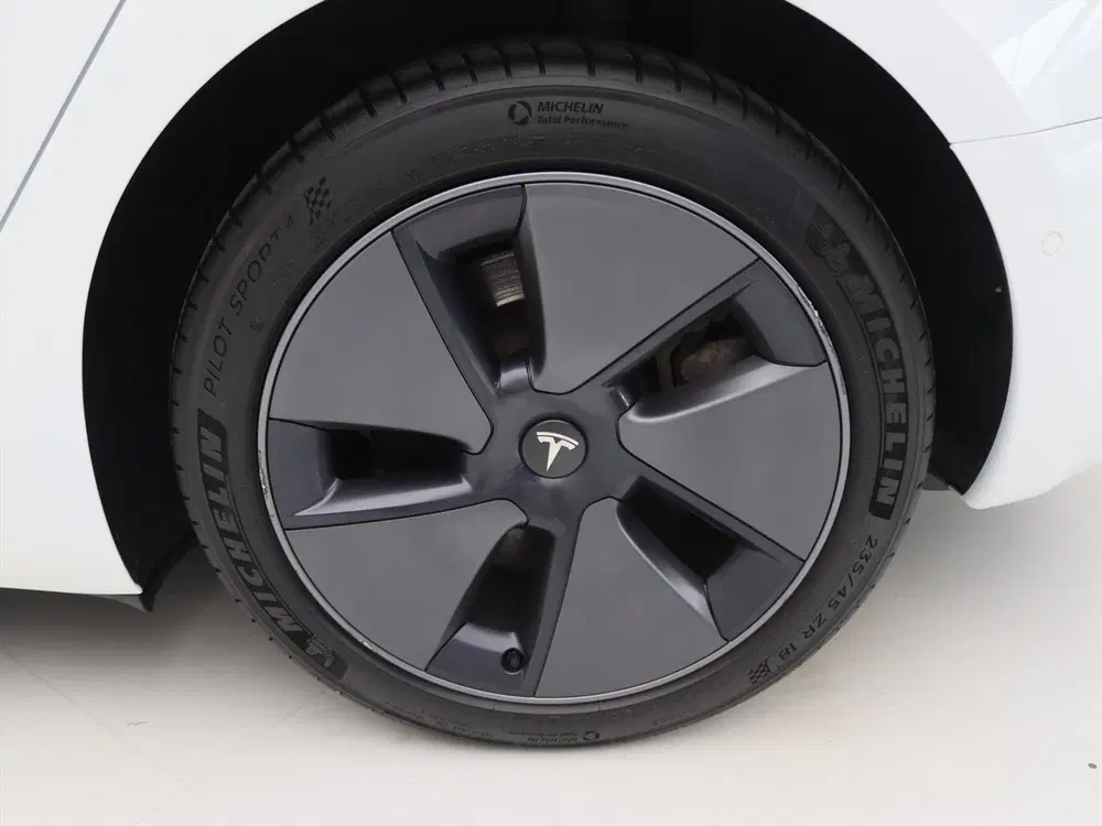 Tesla Model 3 Standard RWD Plus 91.5% SoH FACELIFT [ AMD uit 2022, foto 12