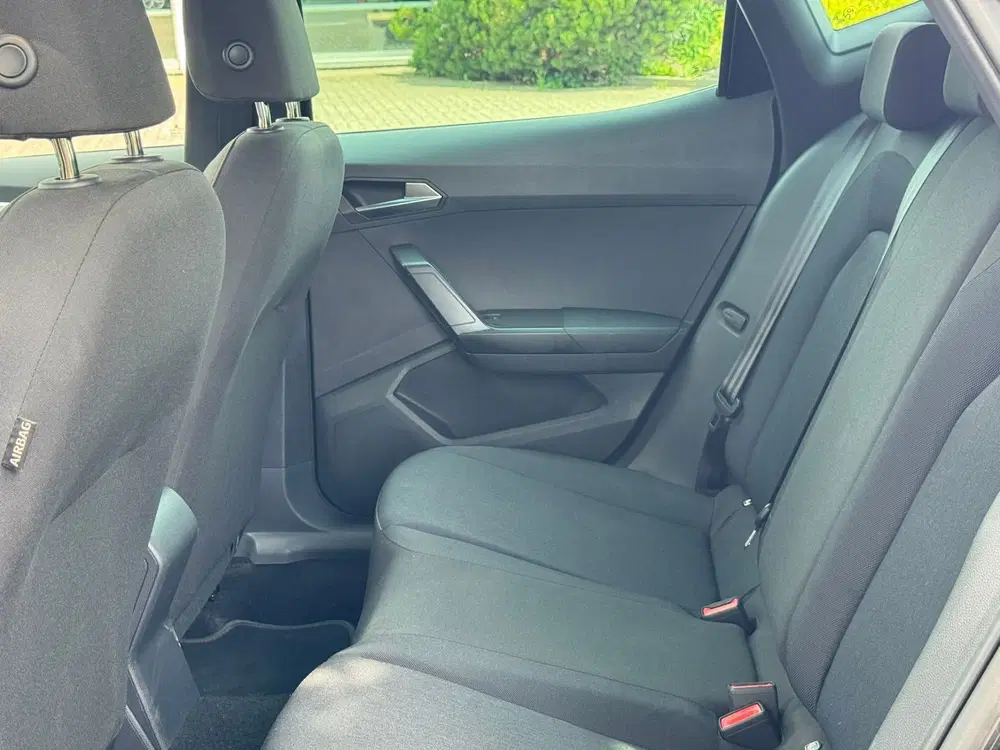 SEAT Arona 1.0 EcoTSI FR Business Connect uit 2024, foto 11