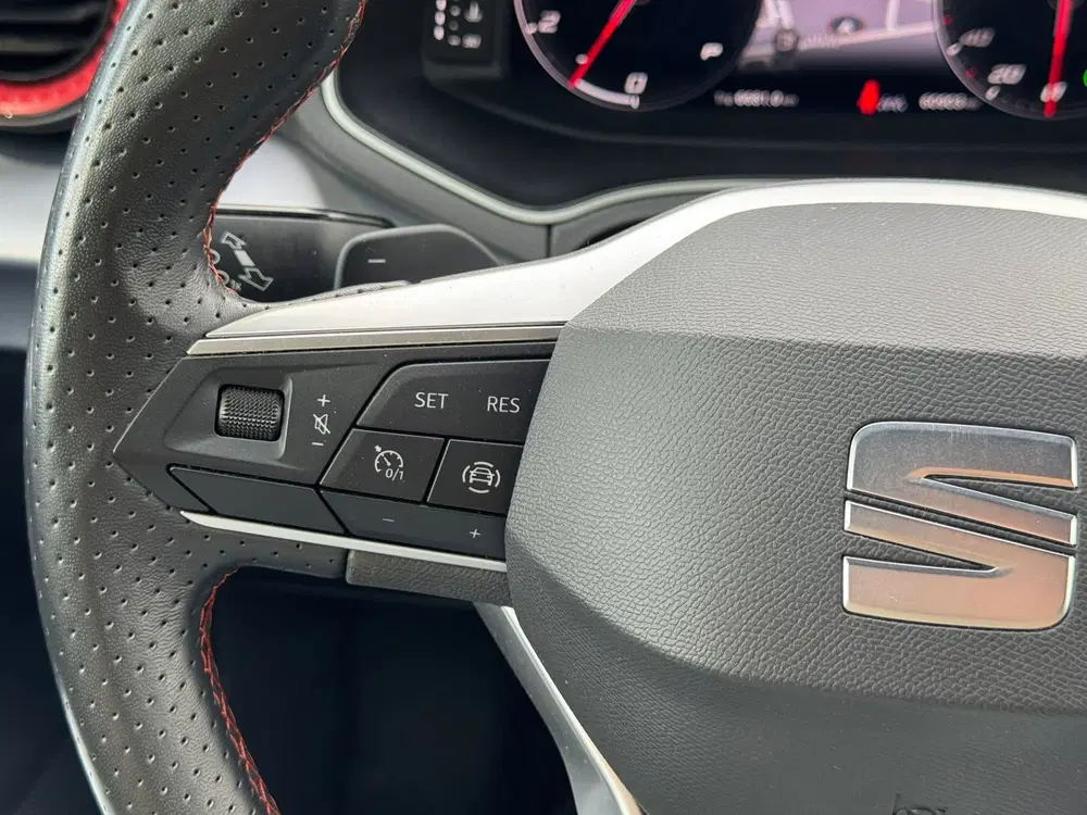 SEAT Arona 1.0 EcoTSI FR Business Connect uit 2024, foto 15