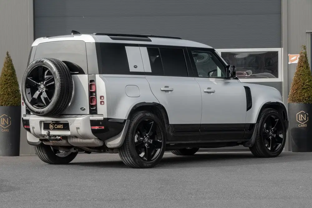 Land Rover Defender 3.0 D250 110 uit 2021, foto 6