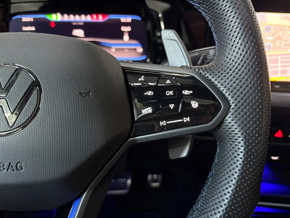 Volkswagen Golf 2.0 TSI R 4Motion uit 2024, foto 13