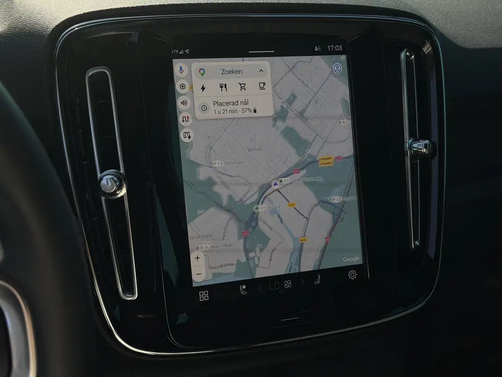 Volvo XC40 Single Motor Extended Range Plus 82 kWh Au uit 2024, foto 13
