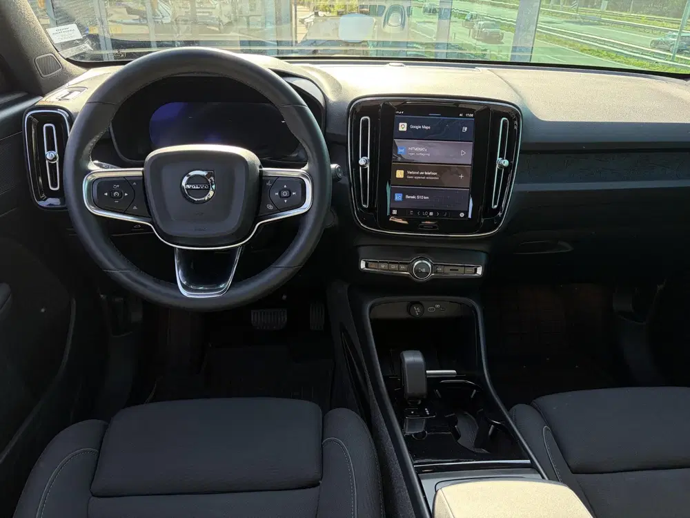 Volvo XC40 Single Motor Extended Range Plus 82 kWh Au uit 2024, foto 5