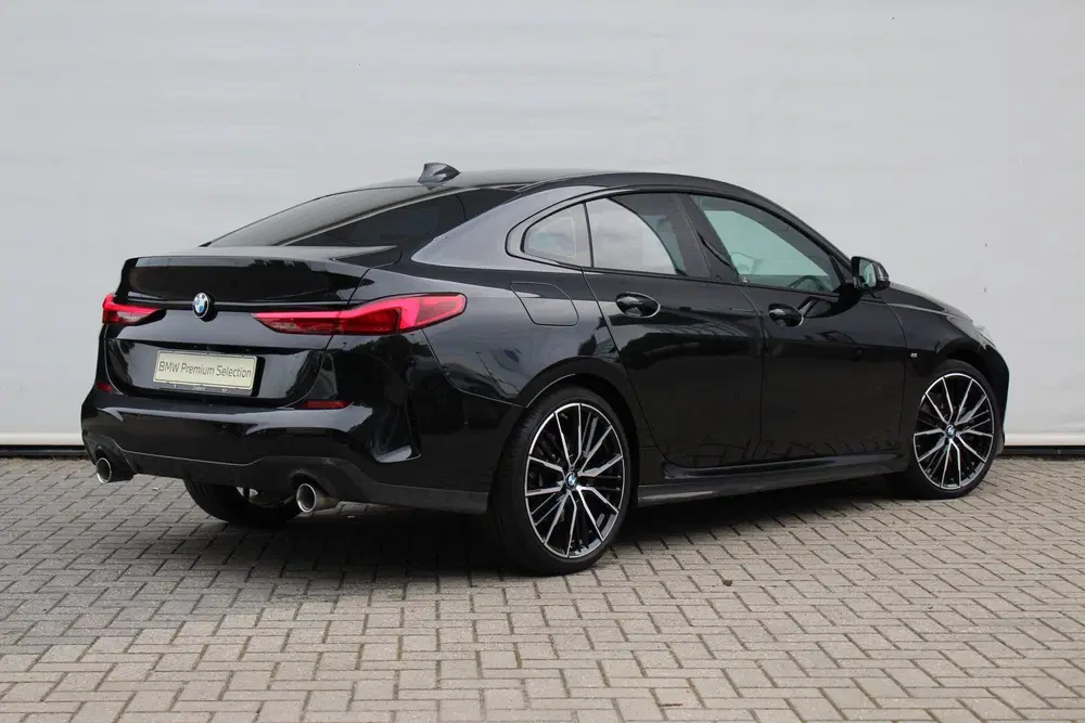 BMW 2-serie 2 Serie Gran Coupé 220i High Executive M S uit 2021, foto 4