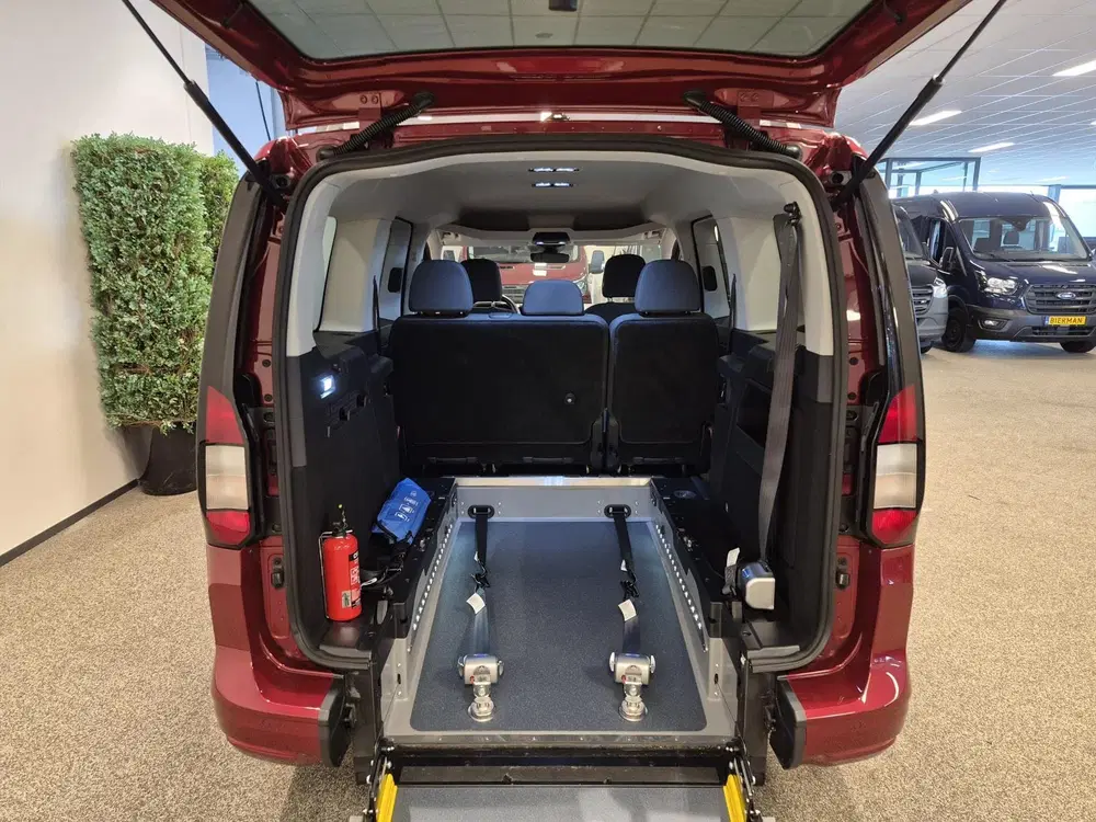 Ford Tourneo Connect L2 Rolstoelauto Automaat 5+1 uit 2025, foto 3
