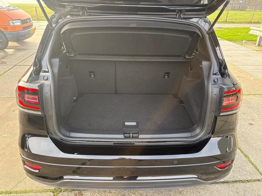Volkswagen T-Cross 1.0 TSI R-Line uit 2021, foto 10