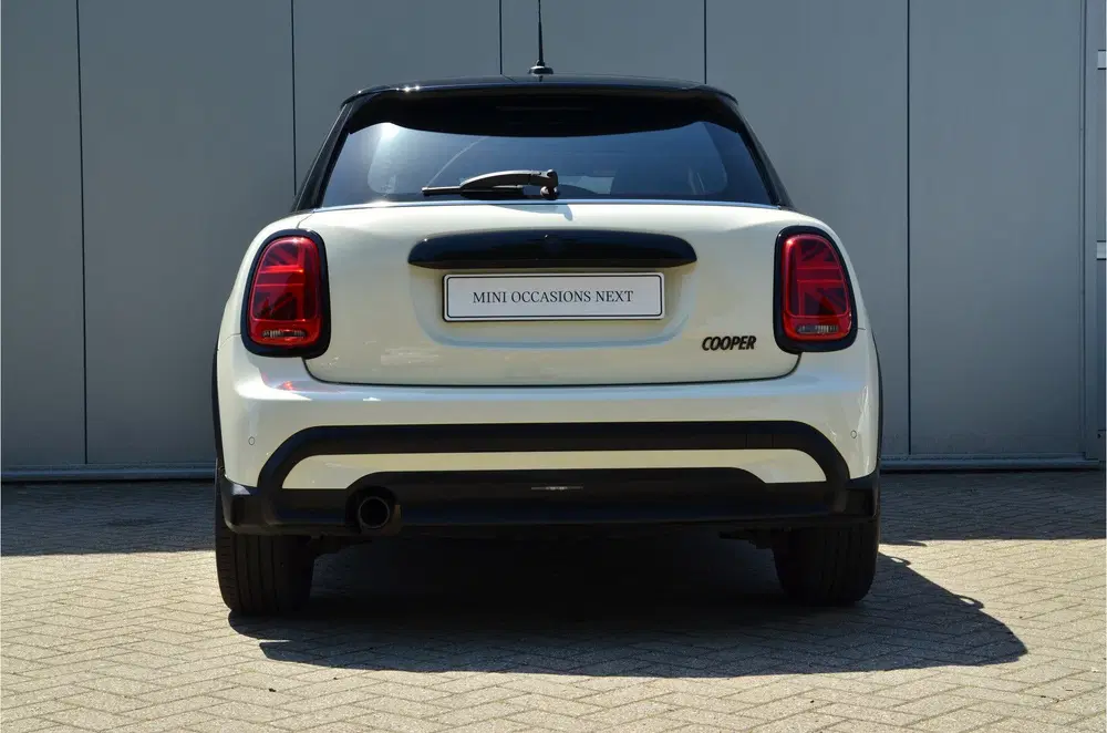 Mini Hatchback Cooper Classic uit 2021, foto 5