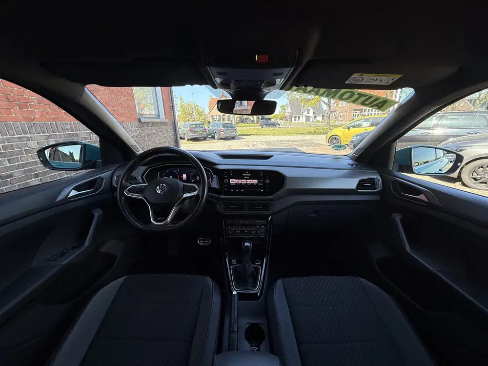 Volkswagen T-Cross 1.0 TSI Style R-Line. uit 2019, foto 13