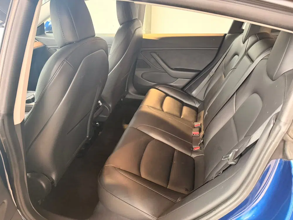 Tesla Model 3 Long Range AWD uit 2019, foto 14