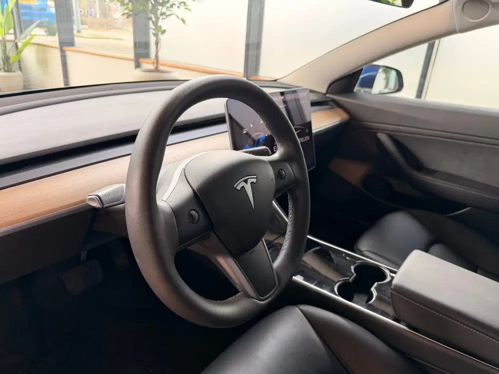 Tesla Model 3 Long Range AWD uit 2019, foto 15