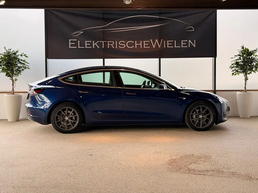 Tesla Model 3 Long Range AWD uit 2019, foto 8