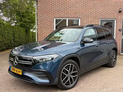 Mercedes-Benz EQB 300 4Matic AMG 7 ZITS Pano SOH 96% uit 2022