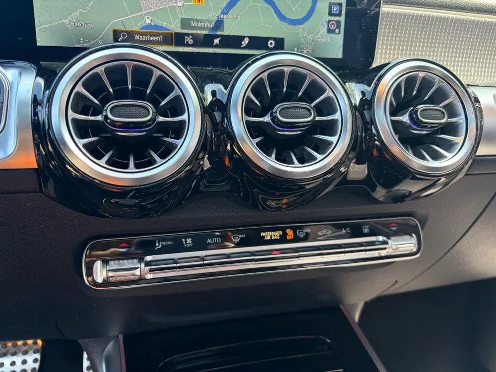 Mercedes-Benz EQB 300 4Matic AMG 7 ZITS Pano SOH 96% uit 2022, foto 15