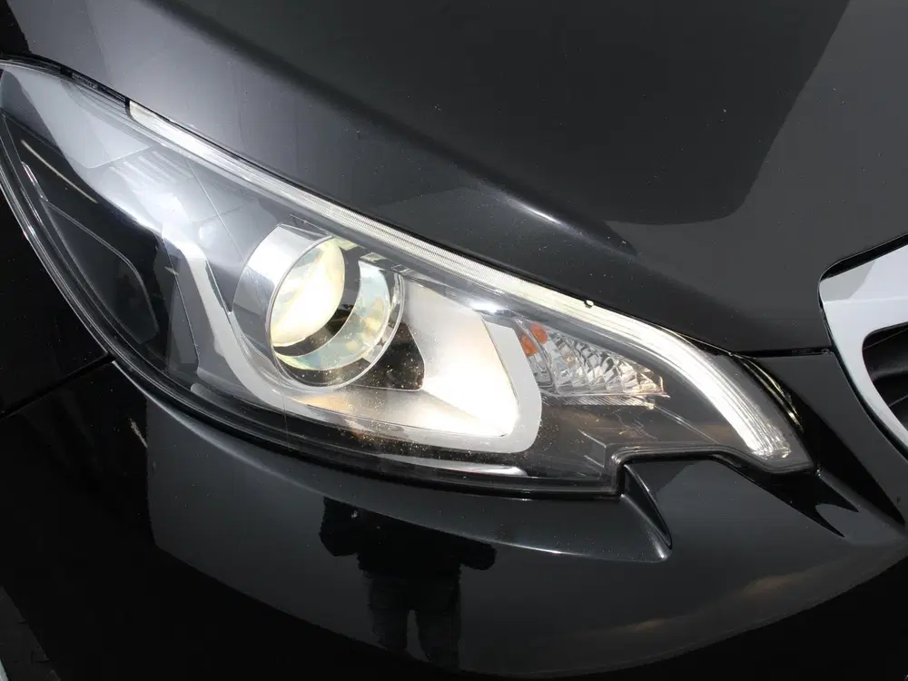 Peugeot 108 1.0 e-VTi Active Airco Bluetooth Led DAB 5 uit 2021, foto 11