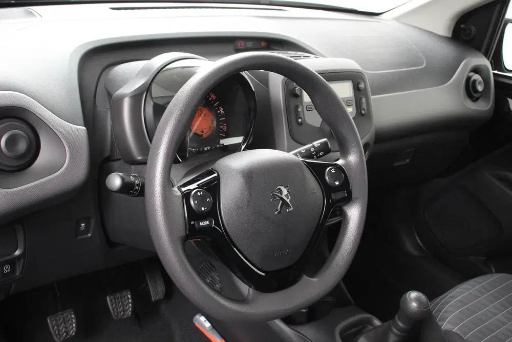 Peugeot 108 1.0 e-VTi Active Airco Bluetooth Led DAB 5 uit 2021, foto 15
