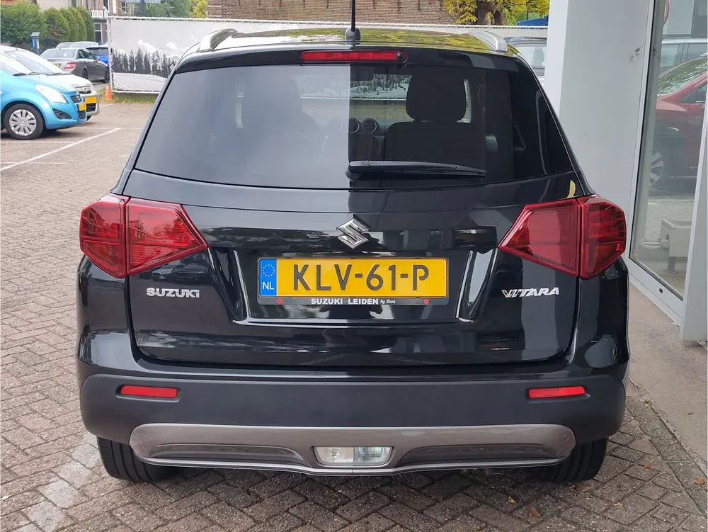 Suzuki Vitara 1.0 BOOSTERJET SELECT Navi uit 2020, foto 4
