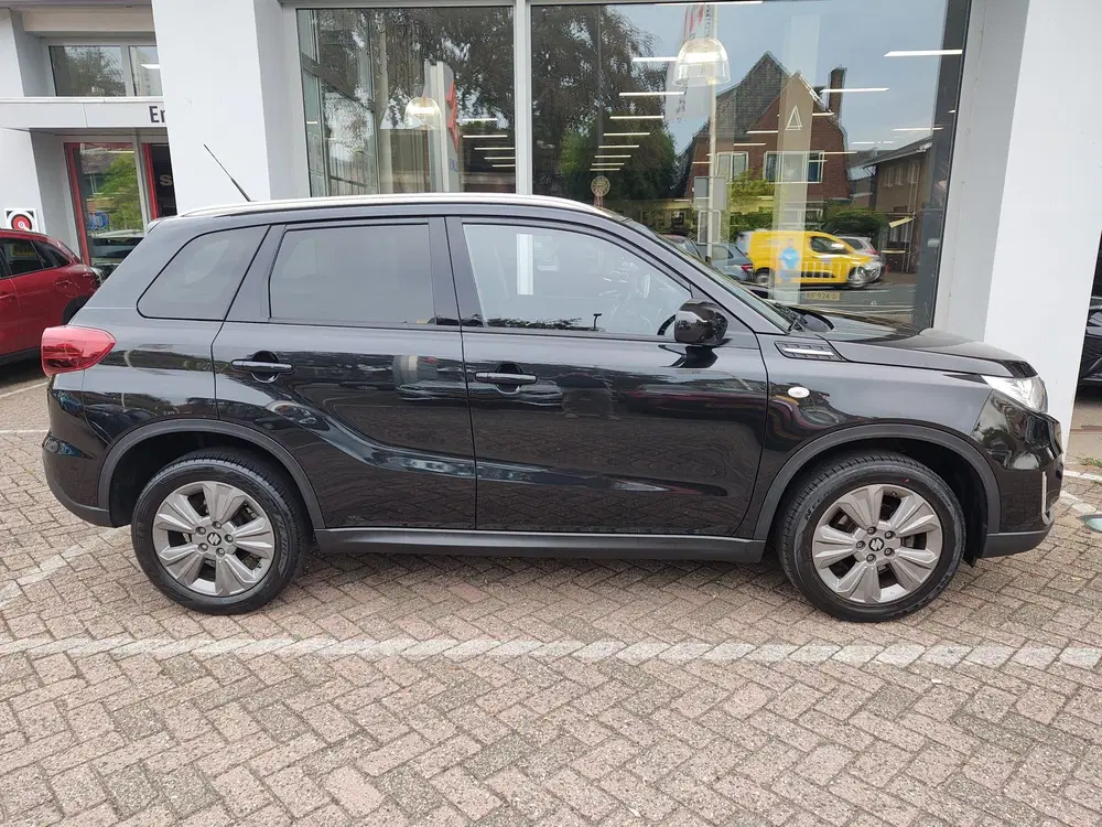 Suzuki Vitara 1.0 BOOSTERJET SELECT Navi uit 2020, foto 6