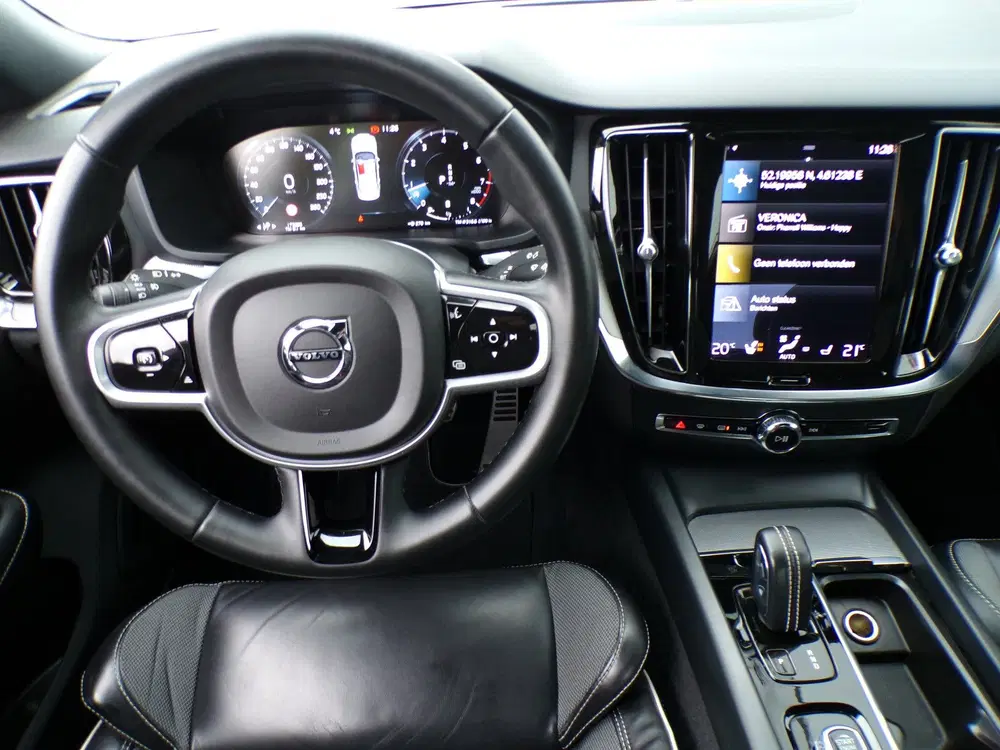 Volvo S60 2.0 B3 R-Design uit 2022, foto 7