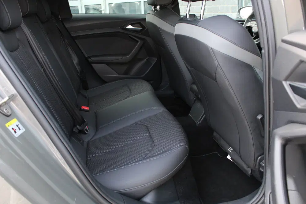 Audi A1 30 TFSI S Line Edition One uit 2019, foto 11