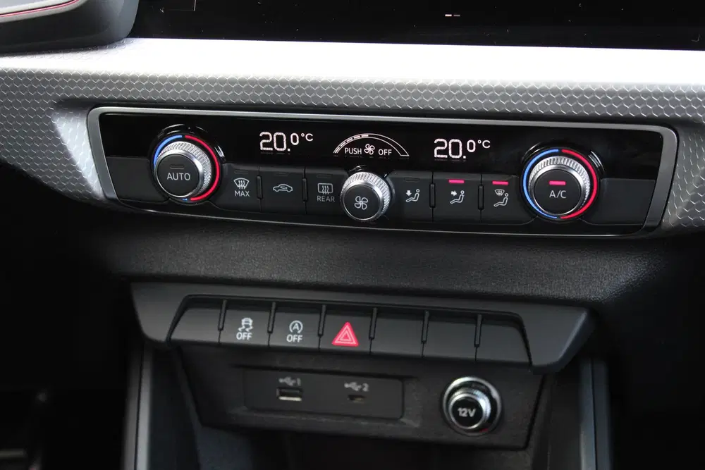 Audi A1 30 TFSI S Line Edition One uit 2019, foto 13